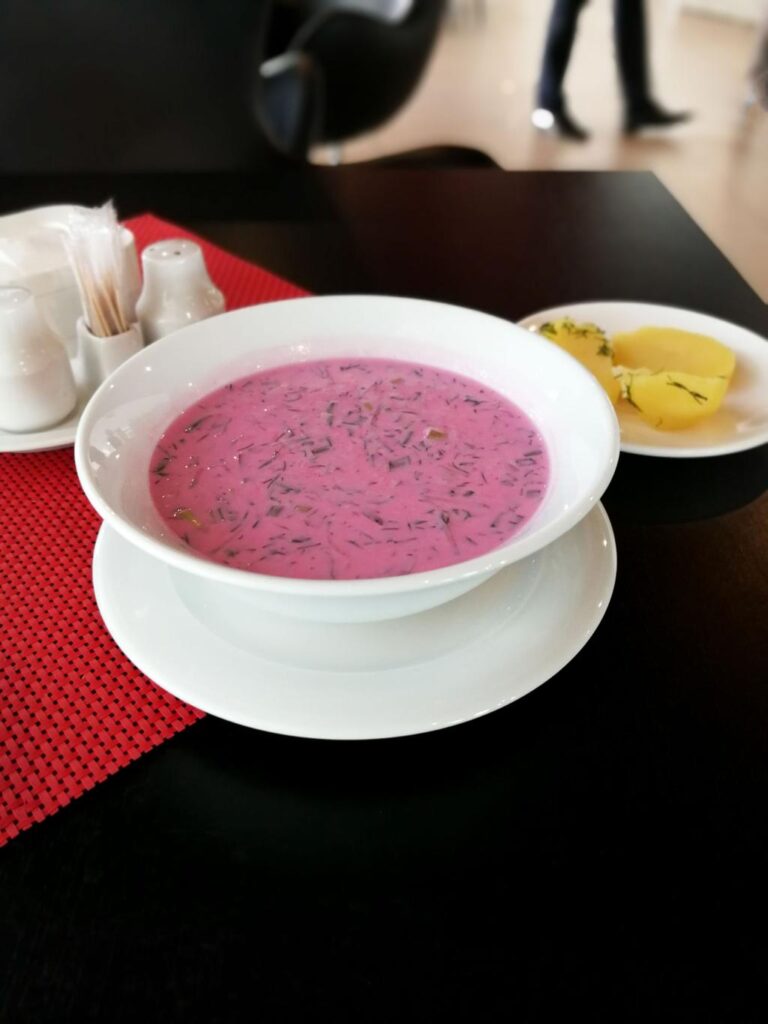 Sopa fría remolacha